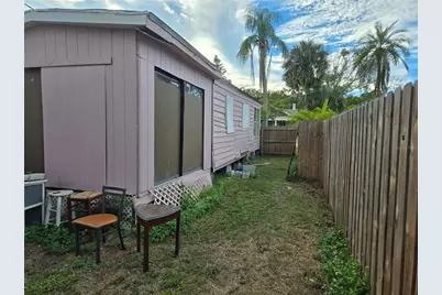 3930 Miramar Way S, Saint Petersburg, FL 33705 - Photo 5