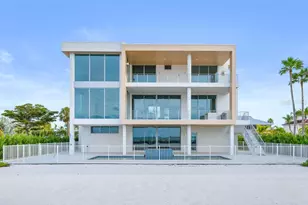 6489 Gulfside Rd, Longboat Key, FL 34228 - Photo 9
