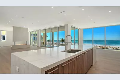 6489 Gulfside Road, Longboat Key, FL 34228 - Photo 21