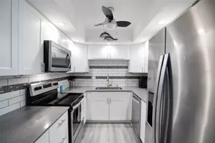 5855 Midnight Pass Rd, Sarasota, FL 34242 - Photo 7