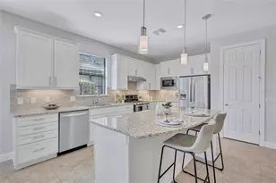 5635 Rain Lily Ct, Sarasota, FL 34238 - Photo 7