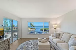 4960 Gulf of Mexico Dr, Longboat Key, FL 34228 - Photo 13