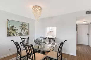 4960 Gulf of Mexico Dr, Longboat Key, FL 34228 - Photo 15