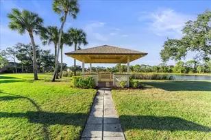 5904 Doral Dr, Sarasota, FL 34243 - Photo 39