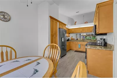 4332 Marseilles Avenue #3236, Sarasota, FL 34233 - Photo 11