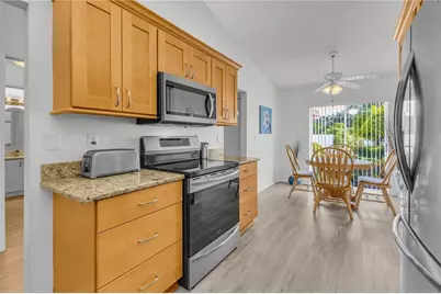 4332 Marseilles Avenue #3236, Sarasota, FL 34233 - Photo 17