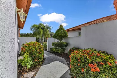 4332 Marseilles Avenue #3236, Sarasota, FL 34233 - Photo 5