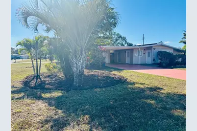 3530 Schwalbe Drive, Sarasota, FL 34235 - Photo 3