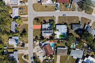 3530 Schwalbe Dr, Sarasota, FL 34235 - Photo 29