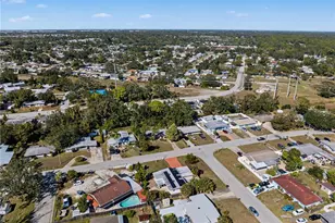 3530 Schwalbe Dr, Sarasota, FL 34235 - Photo 33