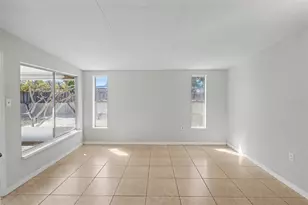 3530 Schwalbe Dr, Sarasota, FL 34235 - Photo 15