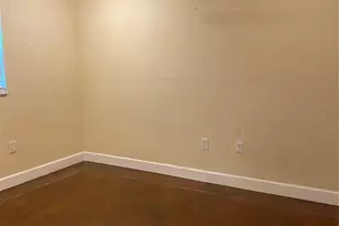 2133 Bougainvillea St, Sarasota, FL 34239 - Photo 5