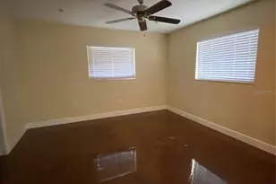 2133 Bougainvillea St, Sarasota, FL 34239 - Photo 15