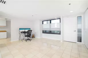 1255 N Gulfstream Ave, Sarasota, FL 34236 - Photo 13