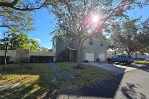 4181 Center Pointe Cir, Sarasota, FL 34233 - Photo 45