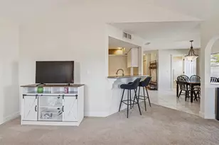 4181 Center Pointe Cir, Sarasota, FL 34233 - Photo 11