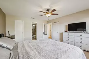 4181 Center Pointe Cir, Sarasota, FL 34233 - Photo 33