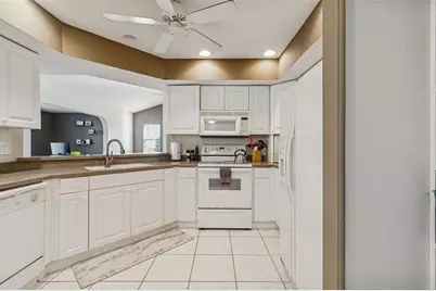 4181 Center Pointe Circle #91B, Sarasota, FL 34233 - Photo 15