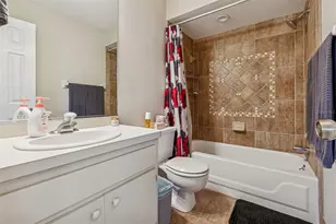 4181 Center Pointe Cir, Sarasota, FL 34233 - Photo 31