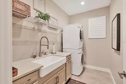 895 Seascape Place, Sarasota, FL 34240 - Photo 15