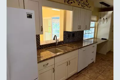 3312 Spring Mill Circle, Sarasota, FL 34239 - Photo 13