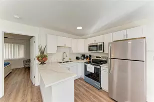 1603 Gulf Dr N, Bradenton Beach, FL 34217 - Photo 9