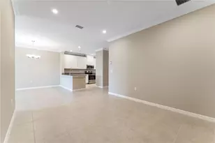 12410 Osorio Ct, Sarasota, FL 34238 - Photo 9