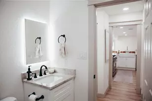 4646 Gleason Ave, Sarasota, FL 34242 - Photo 53