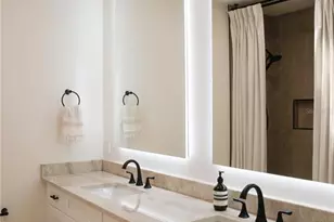 4646 Gleason Ave, Sarasota, FL 34242 - Photo 47