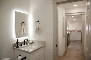 4646 Gleason Ave, Sarasota, FL 34242 - Photo 43