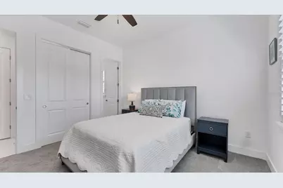 9064 Bernini Place, Sarasota, FL 34240 - Photo 13