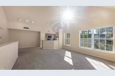 5520 Rosehill Road #203, Sarasota, FL 34233 - Photo 9