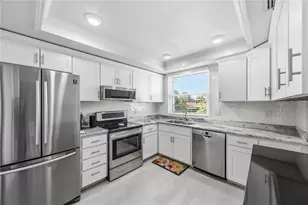 5010 Marsh Field Rd, Sarasota, FL 34235 - Photo 9