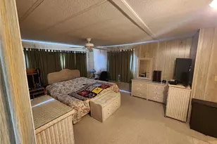 808 53rd Ave E, Bradenton, FL 34203 - Photo 13