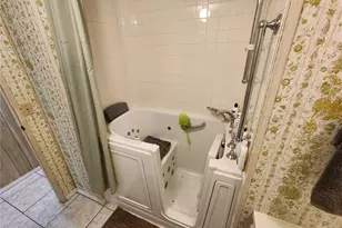 808 53rd Ave E, Bradenton, FL 34203 - Photo 11