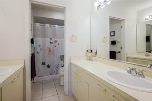 3574 Blechnum Fern Ln, Sarasota, FL 34235 - Photo 15