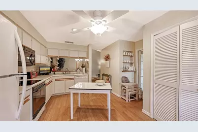 4382 Trails Drive #25-1, Sarasota, FL 34232 - Photo 13