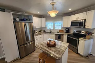 808 53rd Ave E, Bradenton, FL 34203 - Photo 9