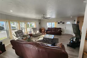 808 53rd Ave E, Bradenton, FL 34203 - Photo 5