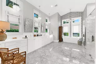 213 N 18th St W, Bradenton, FL 34205 - Photo 45