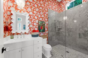 213 N 18th St W, Bradenton, FL 34205 - Photo 65