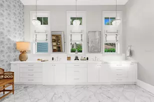 213 N 18th St W, Bradenton, FL 34205 - Photo 49