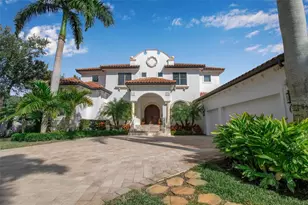 1389 Tangier Way, Sarasota, FL 34239 - Photo 7