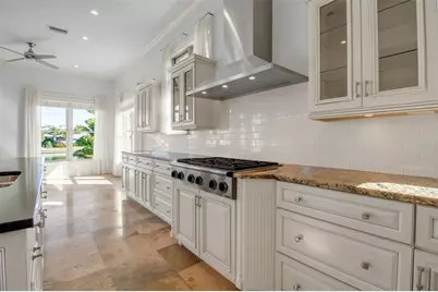 1389 Tangier Way, Sarasota, FL 34239 - Photo 23