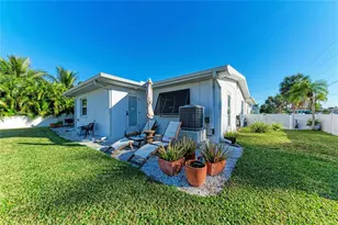 502 Bayview Dr, Holmes Beach, FL 34217 - Photo 35