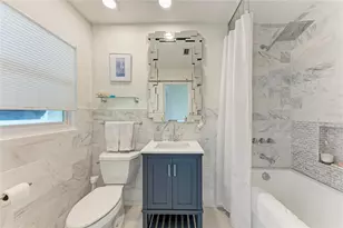 502 Bayview Dr, Holmes Beach, FL 34217 - Photo 27