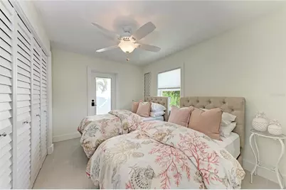 502 Bayview Drive, Holmes Beach, FL 34217 - Photo 25