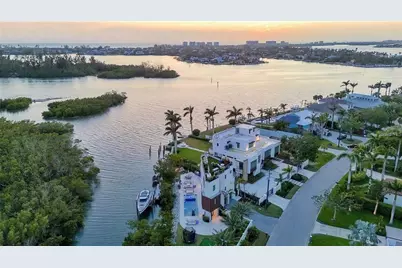 1406 Tangier Way, Sarasota, FL 34239 - Photo 3