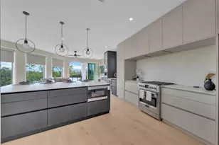 1406 Tangier Way, Sarasota, FL 34239 - Photo 31