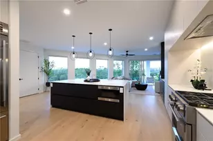 1406 Tangier Way, Sarasota, FL 34239 - Photo 33